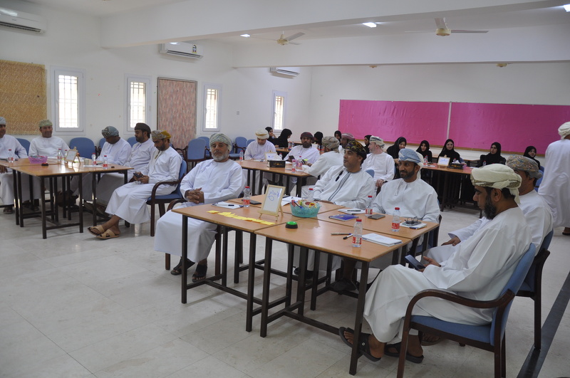 انطلاق البرنامج التدريبي الشخصية الإيجابية وأثرها في نجاح وتميز بيئة العمل بتعليمية محافظة الظاهرة