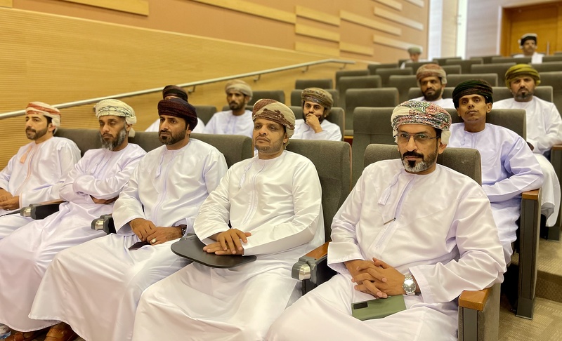 تعليمية ظفار تعقد اللقاء التربوي مع رؤساء مراكز امتحانات دبلوم التعليم العام للفصل الدراسي الأول