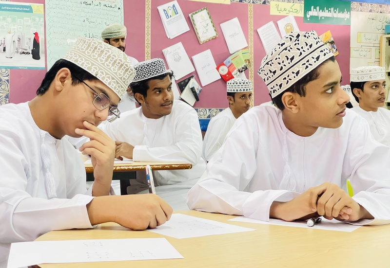 تنفيذ ورشة كن ريادي بمدارس تعليمية ظفار