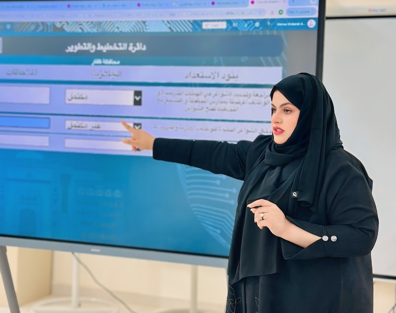تعليمية ظفار تستقبل الفريق التدريبي لبرنامج الرصد التربوي الإلكتروني