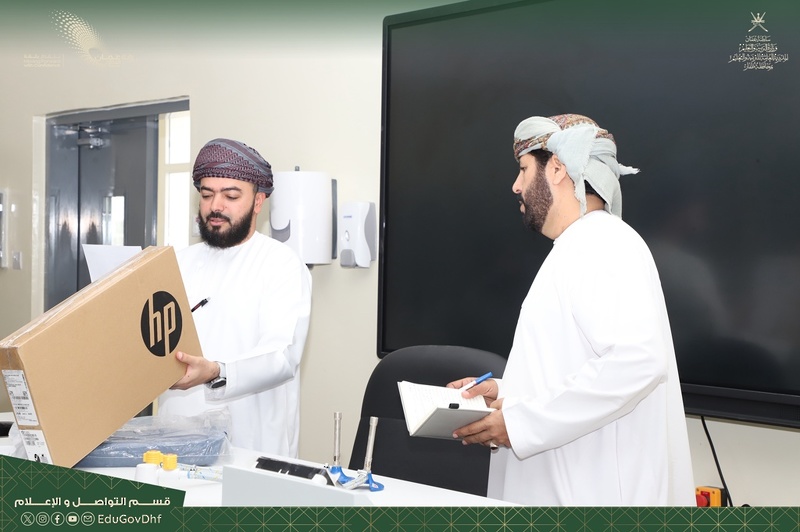 استلام مبنى مدرسة واحة الأمل للتعليم الأساسي (9–12) للبنات بولاية صلالة