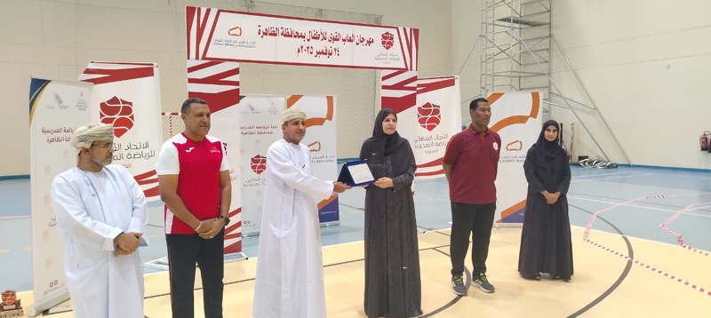 الاحتفال باختتام مهرجان العاب القوى للأطفال بتعليمية محافظة الظاهرة