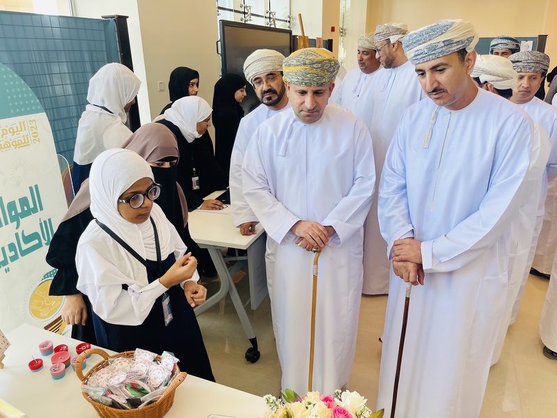 الاحتفال باليوم الخليجي للموهبة والإبداع 2023م بتعليمية ظفار