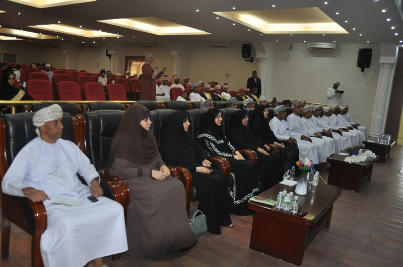 تعليمية محافظة الظاهرة تكرم طلبة الدمج ببرامج التربية الخاصة