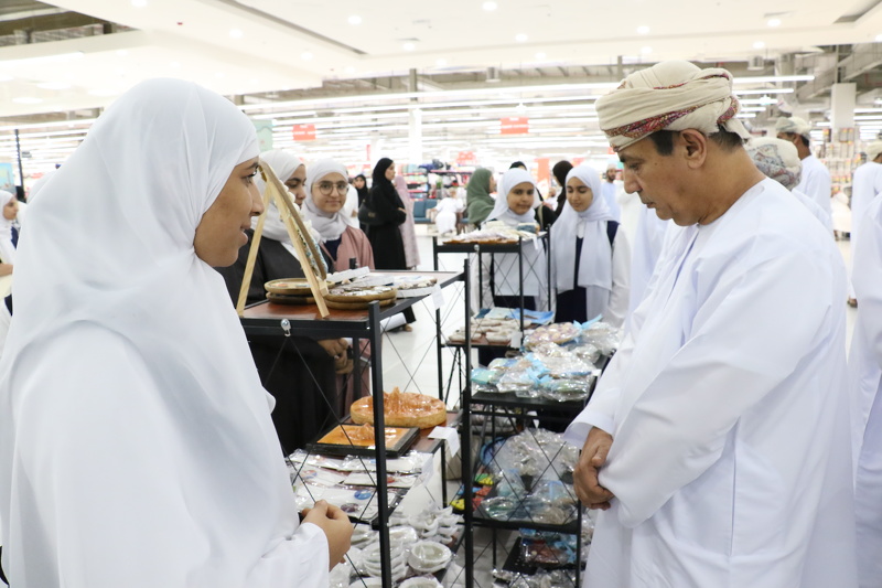 معرض الإبداعات الطلابية بتعليمية جنوب الباطنة