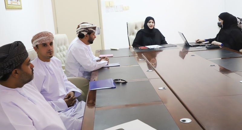 اجتماع لجنة شؤون الطلبة بتعليمية ظفار