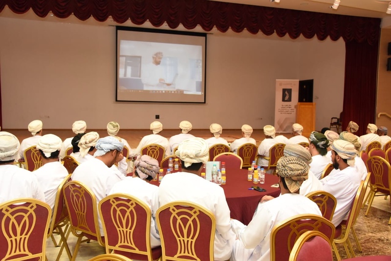 حفل تسليم شهادات خريجي البرامج التدريبية التخصصية للدفعات (الرابعة-الخامسة-السادسة) من خريجي المعهد التخصصي