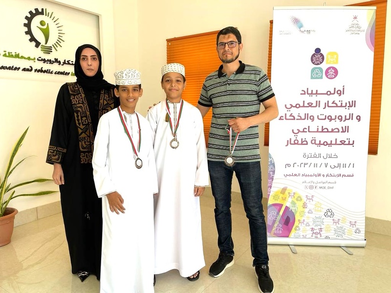 انطلاق مسابقات الاولمبياد العلمي للابتكار والروبوت والذكاء الاصطناعي بتعليمية ظفار 