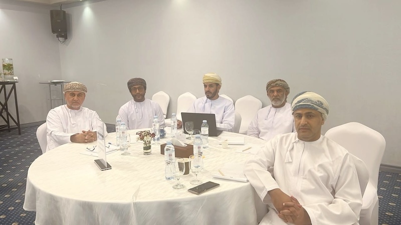 تعليمية جنوب الشرقية تواصل مشاركتها في ملتقى الشراكة الاستراتيجي 2026 بظفار