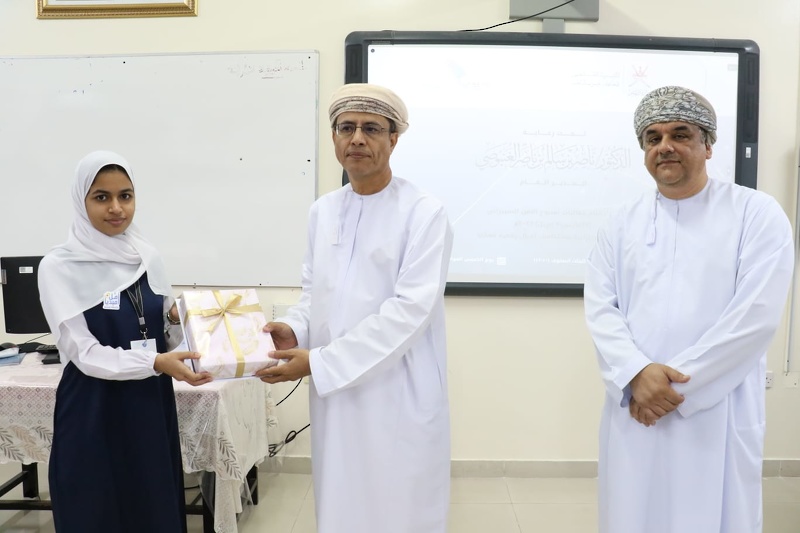 ختام أسبوع الأمن الإلكتروني يعزز الوعي حول التهديدات الرقمية بتعليمية جنوب الباطنة