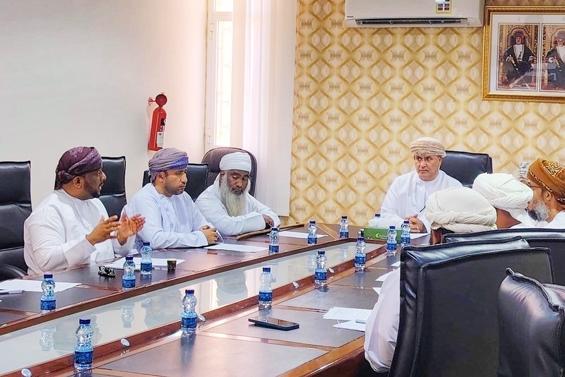 تعليمية جنوب الشرقية والأوقاف يعقدان اللقاء التنسيقي الأول لتعزيز القيم الطلابية