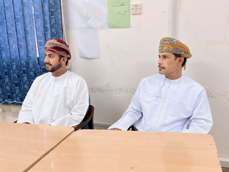 حلقة نقاشية حول أولويات التطوير في الخطة الإجرائية لإشراف مادة الدراسات الاجتماعية بتعليمية ظفار