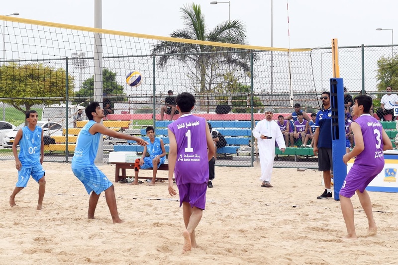 منافسات مثيرة في اليوم الاول من البطولة المدرسية للألعاب الشاطئية   