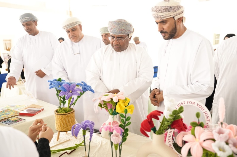 افتتاح المعرض الفني ( من الفن الى الريادة ) بمدرسة بلاد بني بوعلي للبنات
