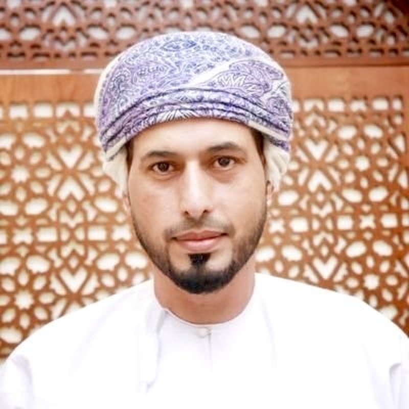 النادي الأدبي بالمدرسة السعيدية بصلالة يستعد للإصدار القصصي الثاني