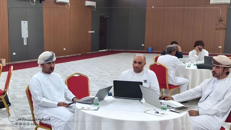 انطلاق البرنامج التدريبي «Power BI» بتنمية مهارات تحليل البيانات بتعليمية الوسطى