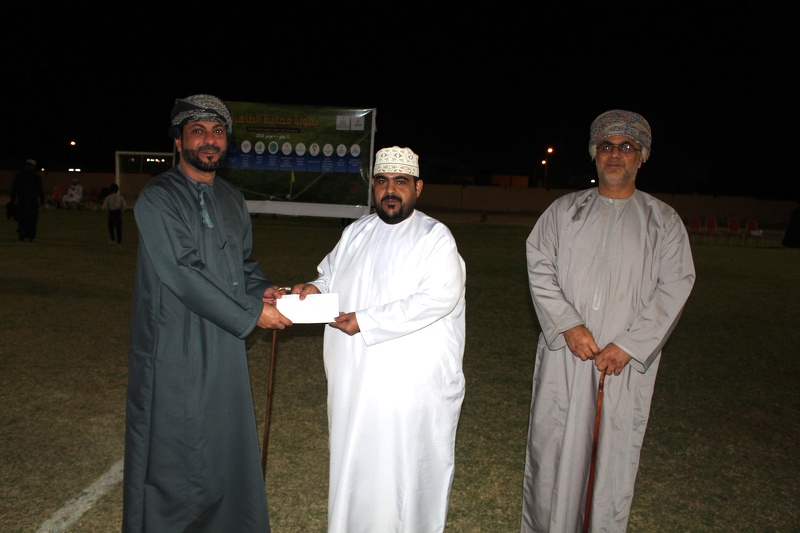 انطلاق بطولة محافظ الظاهرة لسباعيات كرة القدم للمؤسسات الحكومية والأهلية 