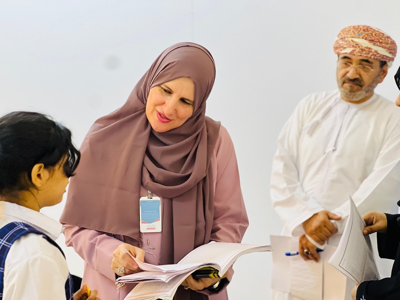 بحث سبل تطوير التعليم الخاص بتعليمية ظفار