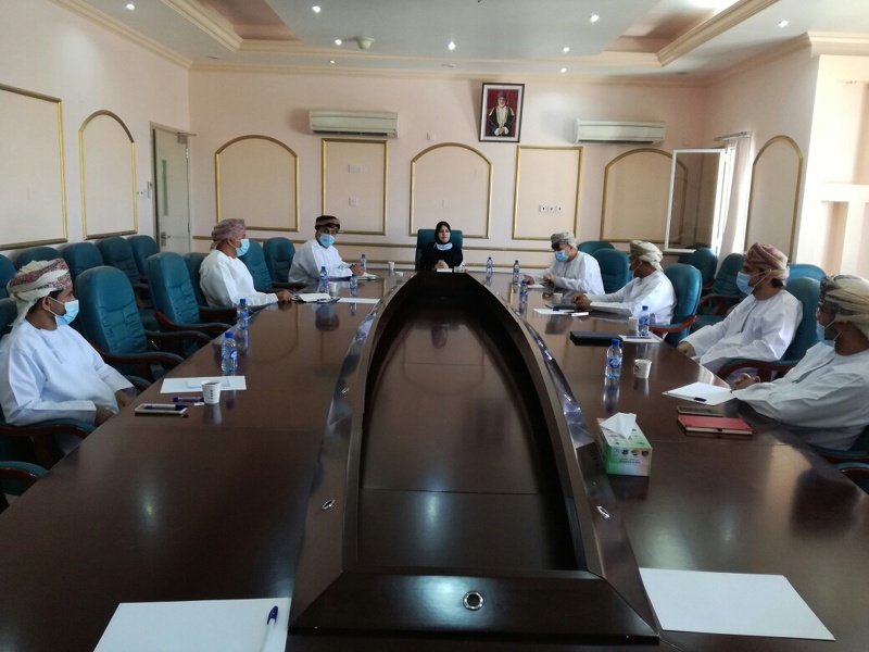 مناقشة الاستعداد لبدء العام الدراسي الجديد بتعليمية محافظة الظاهرة 