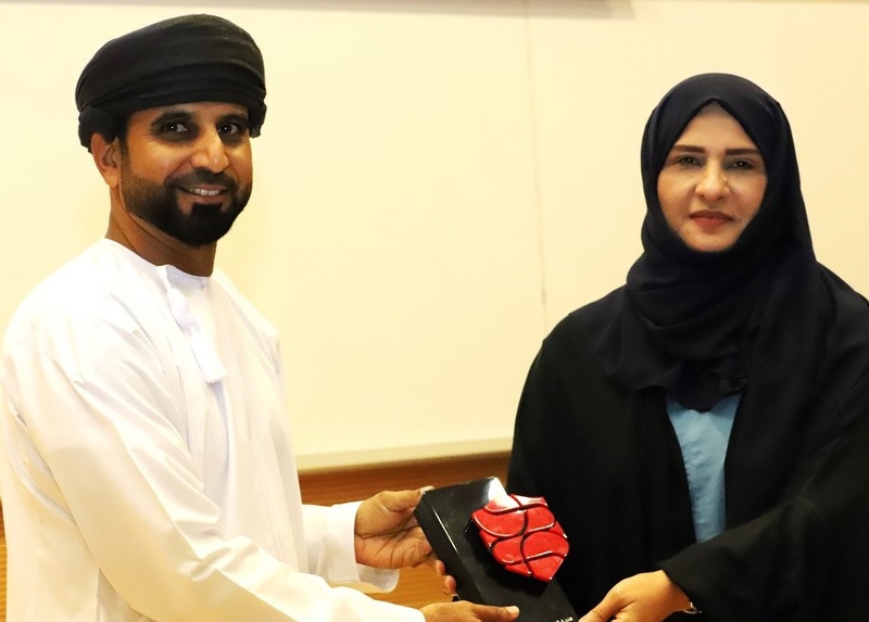 الاتحاد العماني للرياضة المدرسية  يدشن برنامج تحدي الوزن المثالي بمحافظة ظفار