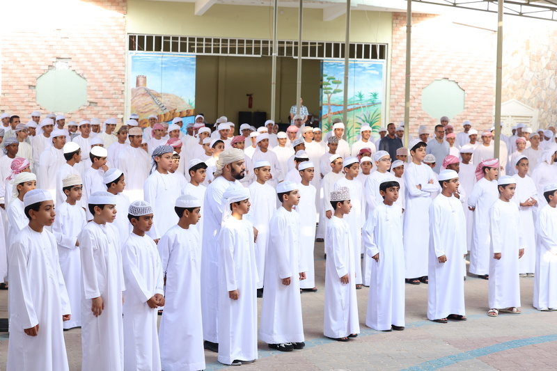(17363) طالبا وطالبة يعودون لمقاعد الدراسة بتعليمية البريمي