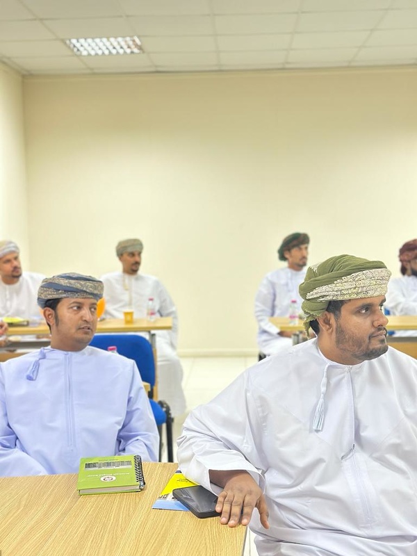 ختام البرنامج التدريبي للأخصائيين النفسيين بتعليمية ظفار