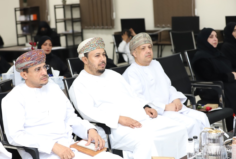 مدرسـة البدائع للتعليم الأساسي تنظـم ملتقى الإبــــداع الرقمي  (تقنية بلا حدود )