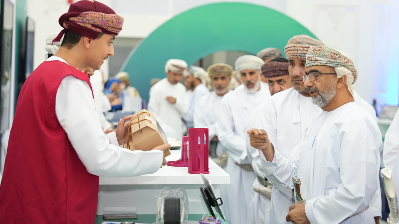 انطلاق المعرض المركزي للشركات الطلابية الثاني بولاية صور