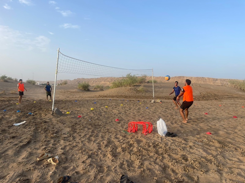  تواصل الاستعداد للبطولة المدرسية للألعاب الشاطئية بمحافظة الظاهرة