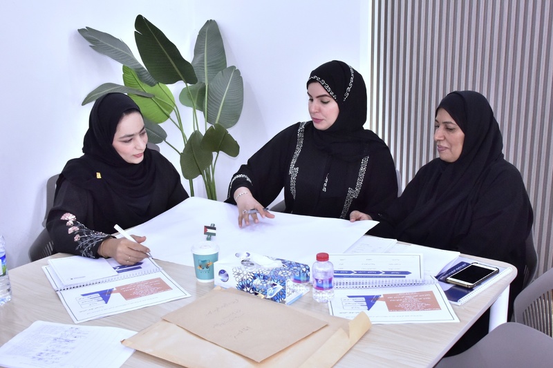 التدريب على التخطيط المستقبلي وقياس مؤشرات الأداء بتعليمية شمال الباطنة