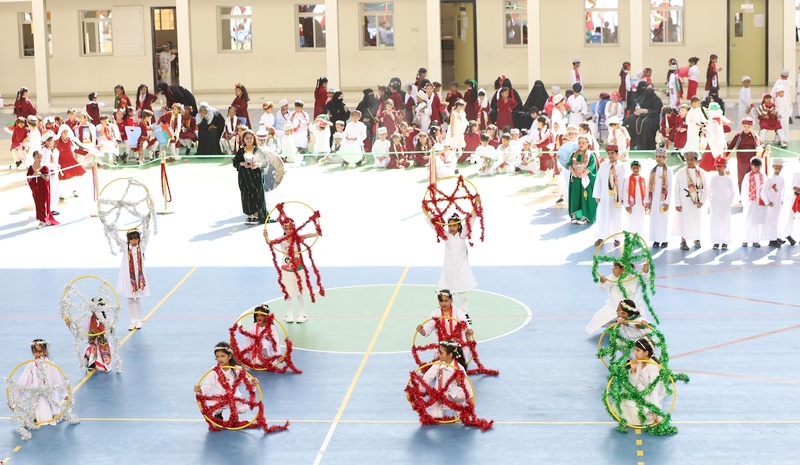 مدارس تعليمية ظفار تجسد أسمى معاني الولاء بالعيد الوطني الرابع والخمسين المجيد