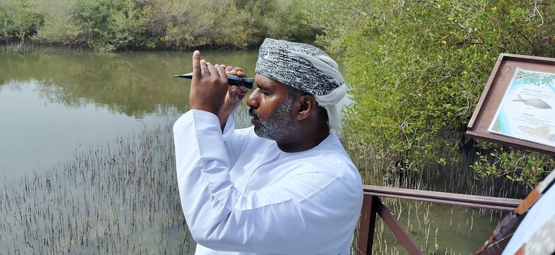 زيارة ميدانية لوفد من تعليمية الظاهرة لمحمية القرم الطبيعية ضمن فعاليات STEM2020