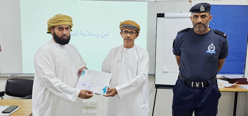 ختام  البرنامج التدريبي أمن وسلامة المباني بتعليمية ظفار