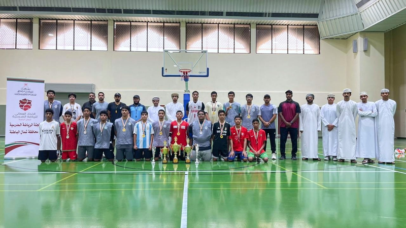 ختام بطولة كرة السلة (3×3) لمدارس شمال الباطنة وتتويج الفائزين بالمراكز الأولى
