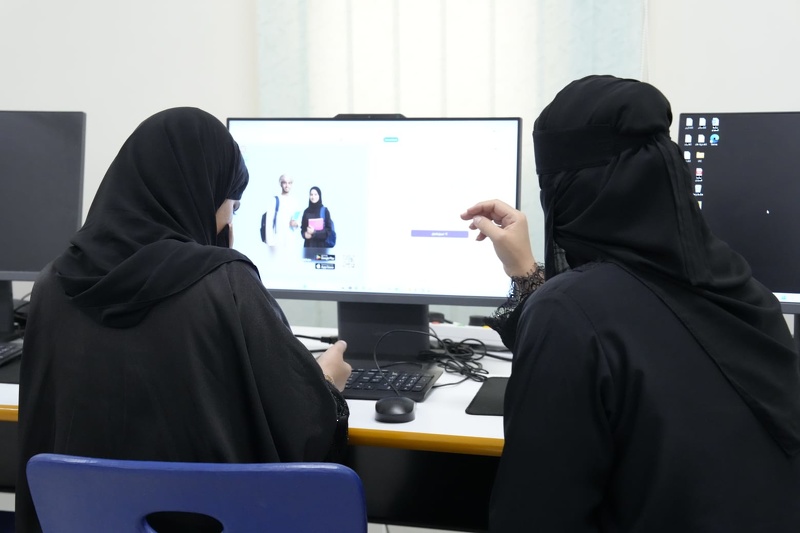 تعليمية جنوب الشرقية تدشن مراكز الدعم الفني لمساندة طلبة دبلوم التعليم العام خلال فترة تعديل الرغبات