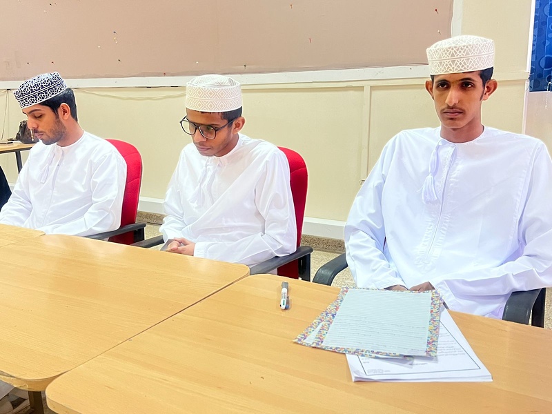 بدء تقييم مدارس محافظة ظفار في مسابقة البطولة الوطنية السابعة للمناظرات للعام الدراسي 2022-2023 م