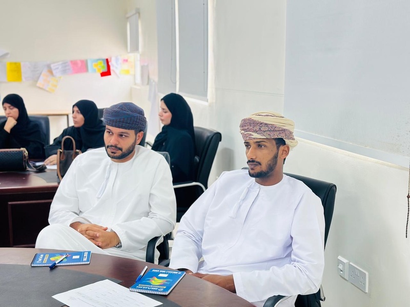 البرنامج التدريبي للمعلمين الجدد في مادة اللغة العربية بتعليمية ظفار