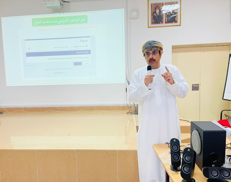 البرنامج التدريبي لإدارة الاستبانات المرافقة للاختبارات الوطنية.