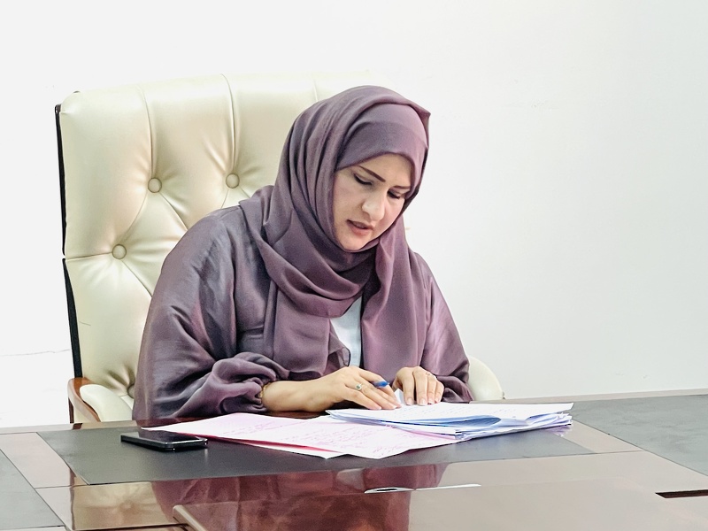 اجتماع اللجنة الفرعية لتطبيق الخطة التنفيذية لتحسين البيئة المدرسية في المدارس التي تعمل بنظام الفترتين بتعليمية ظفار