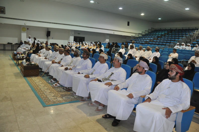  الاحتفال بتكريم طلبة مدارس محافظة الظاهرة  الفائزين في مسابقة الجمعية العمانية للكتاب والأدباء 