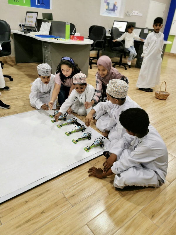 ختام البرنامج التعليمي الشتوي لطلبة تعليمية ظفار