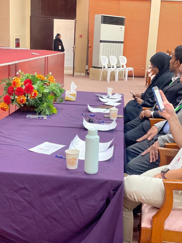 انطلاق مسابقة المناظاظرة باللغة الانجليزية بتعليمية ظقار