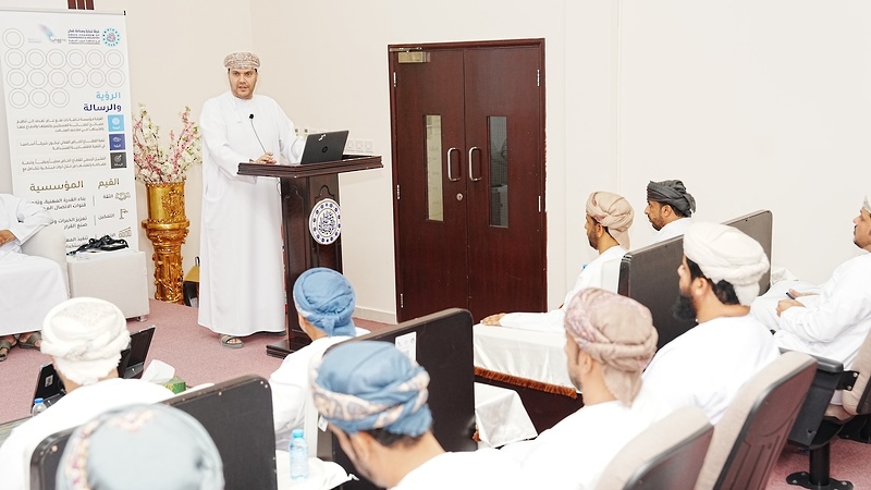 تعليمية جنوب الشرقية تستعد لأداء امتحانات دبلوم التعليم العام للفصل الدراسي الأول 2025/ 2026م