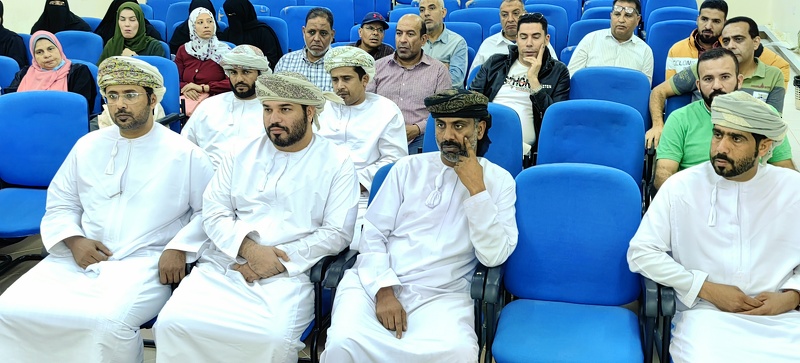 مكتب أمن الوزارة يختتم البرنامج التدريبي ( الأمن والسلامة المدرسية) بتعليمية ظفار 