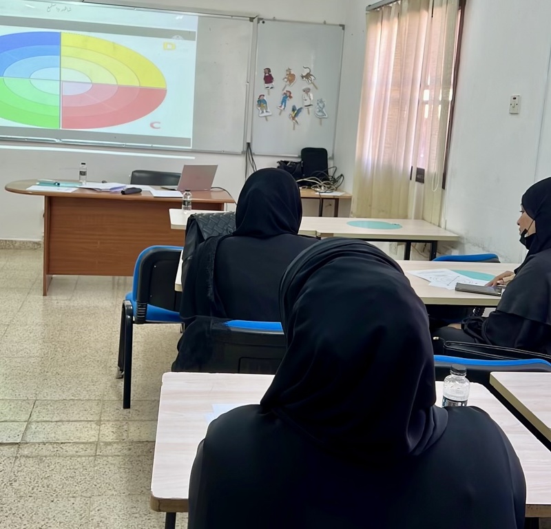 تنفيذ برامج تدريبية في التعليم المبكر بتعليمية ظفار