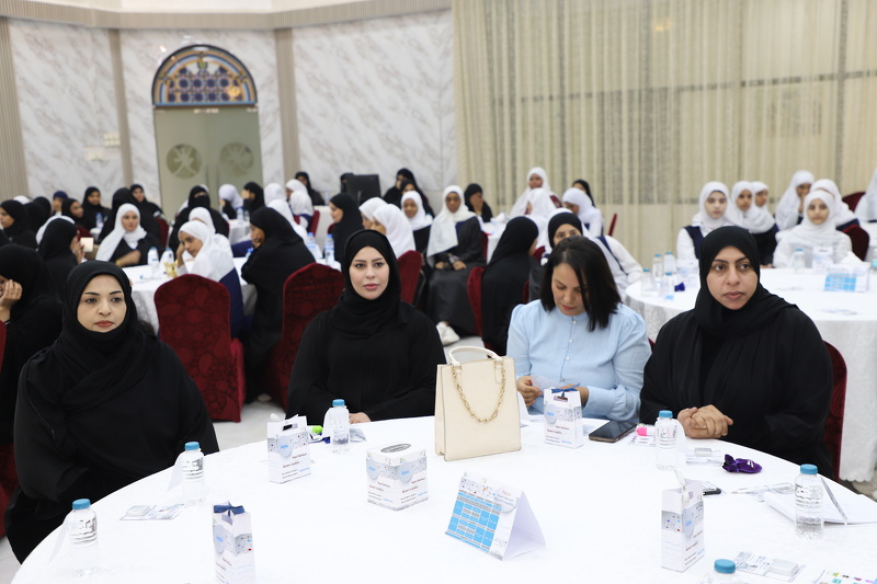 مدرسة السيدة ميزون بنت أحمد للتعليم الأساسي تنظم ندوة استدامة الحياة بالتقنيات الحديثة 