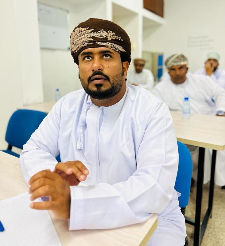 تنفيذ البرنامج التدريبي أمن وسلامة المباني بتعليمية ظفار