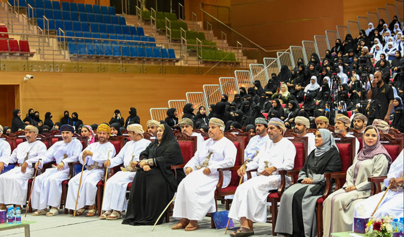 تعليمية ظفار تشارك في مؤتمر 
