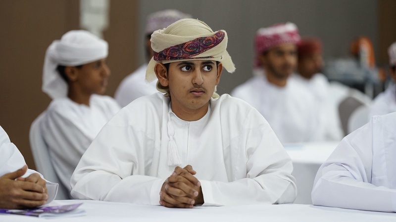 مركز الشباب ينفذ برنامج “مستقل” لطلبة تعليمية الوسطى