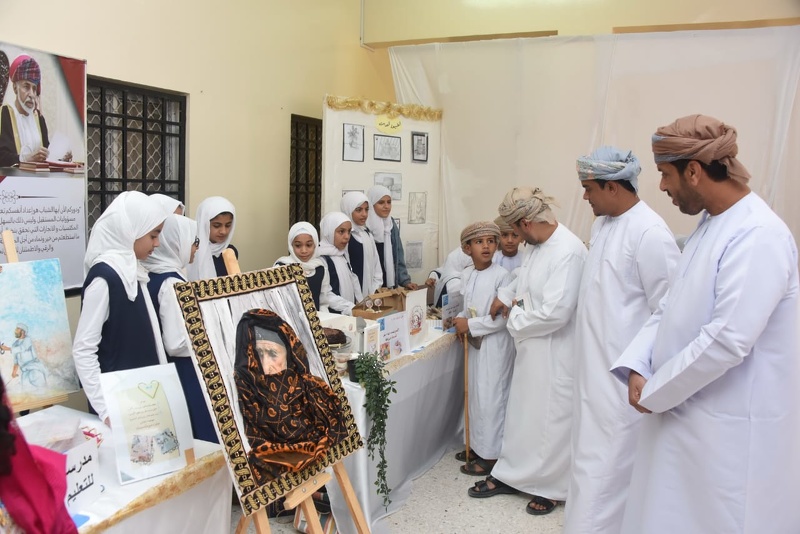 للعام الثاني على التوالي مدرسة ميمونة بنت سعد للتعليم الأساسي تنظم ملتقى المواهب والإبداع الثاني